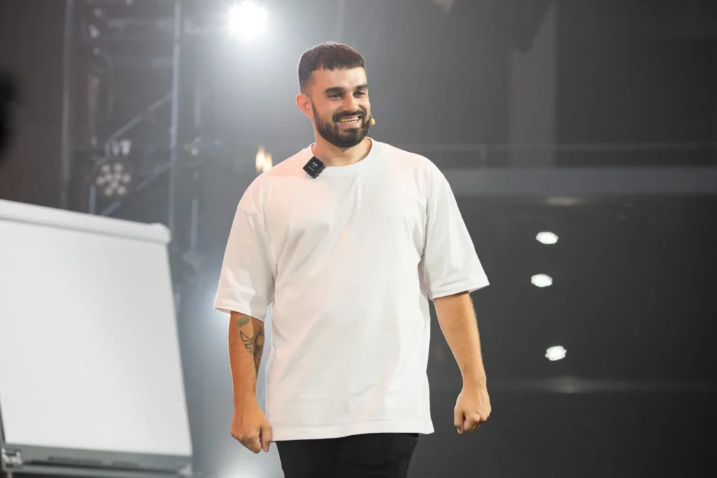 creador del curso partner 360 FABIO SERNA 